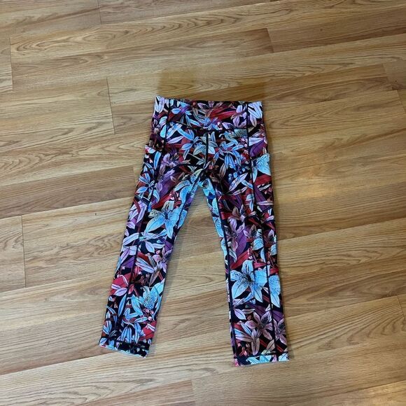 LULULEMON FAST AND FREE LEGGINGS - Picture 3 of 5